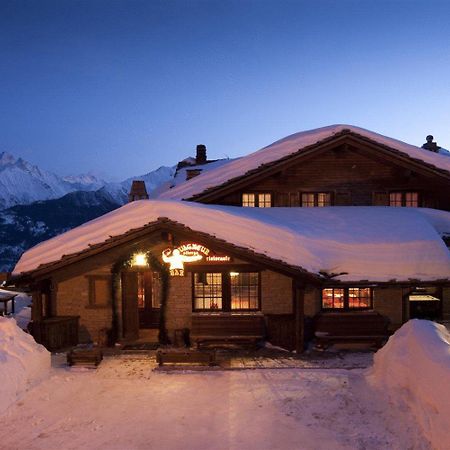 Hotel Ristoro Vagneur Saint Nicolas Bagian luar foto