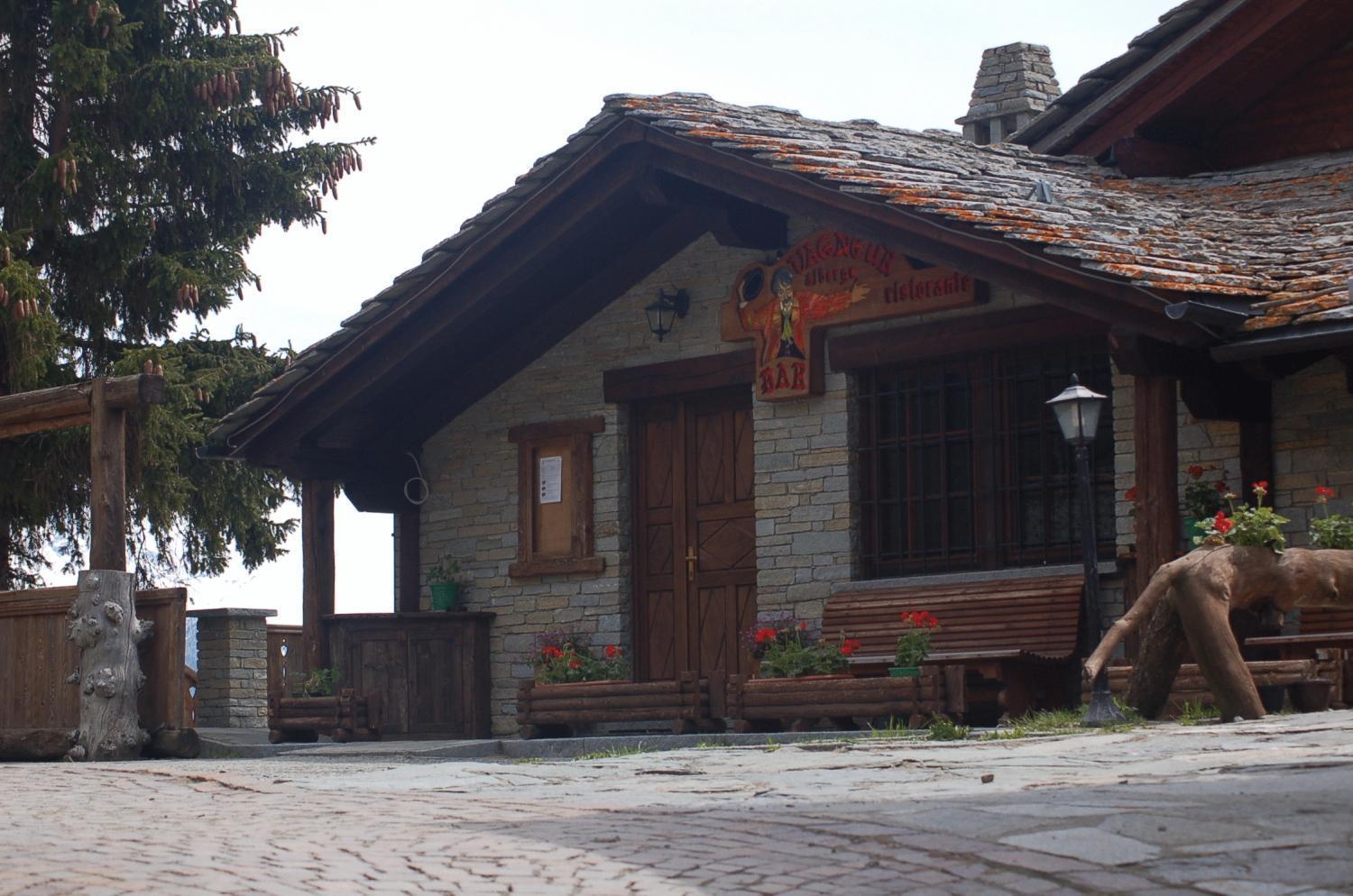 Hotel Ristoro Vagneur Saint Nicolas Bagian luar foto